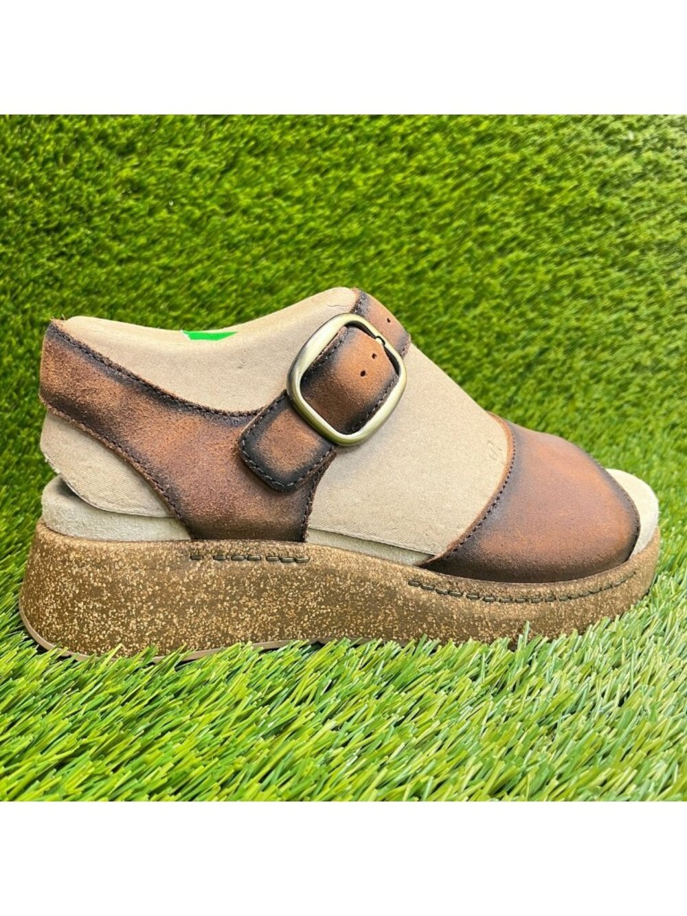 Dansko Bianca Womens Size 6.5 Brown Beach Classic Buckle Platform Wedge Sandals